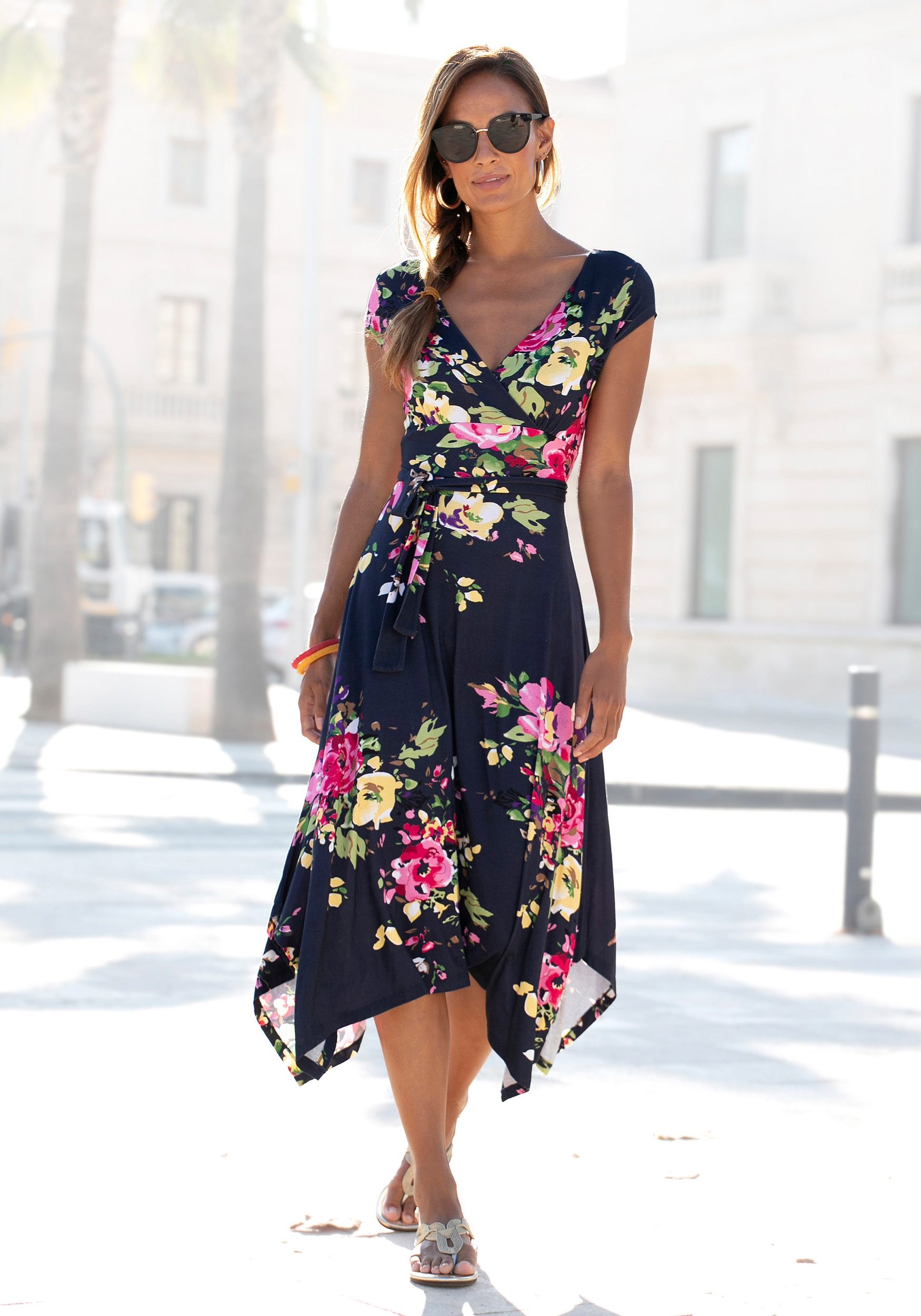 Beachtime Sommerkleid, mit Zipfelsaum » LASCANA | Bademode, Unterwäsche &  Lingerie online kaufen